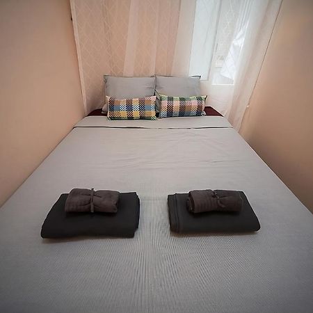 Traditional Rooms In Eixample Βαρκελώνη Εξωτερικό φωτογραφία