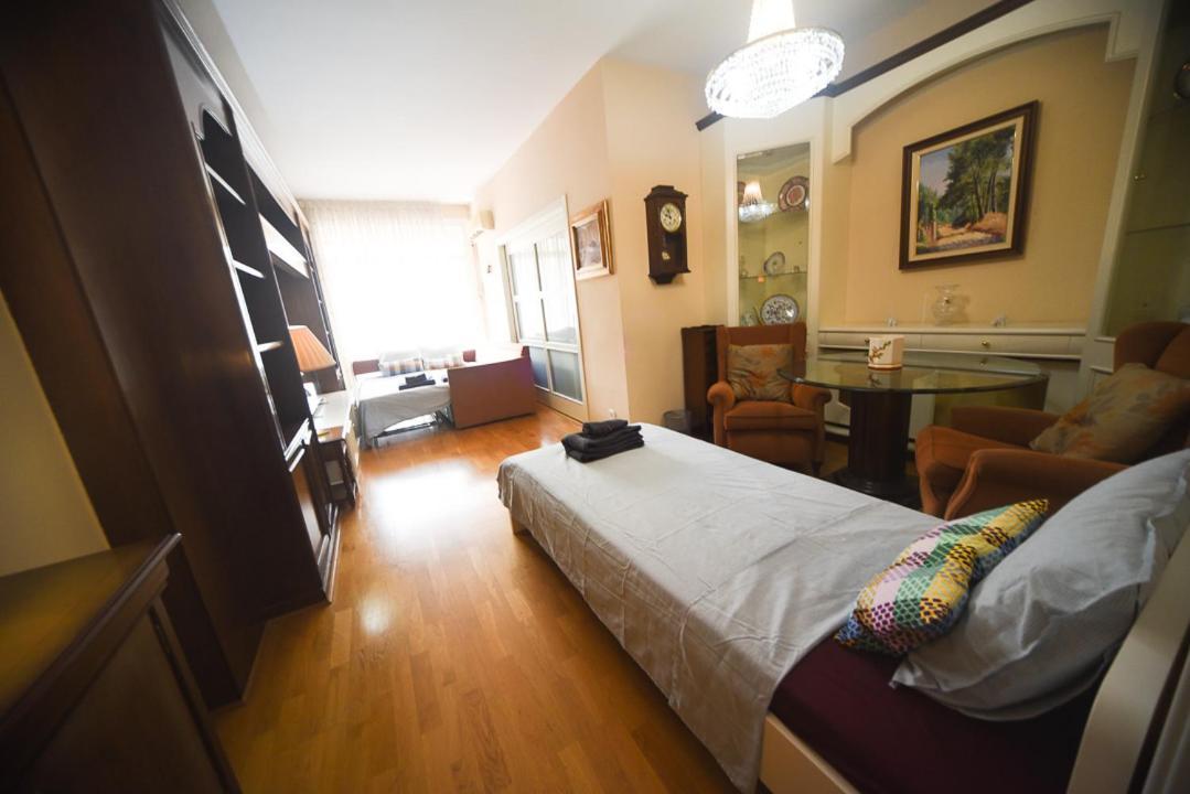 Traditional Rooms In Eixample Βαρκελώνη Εξωτερικό φωτογραφία