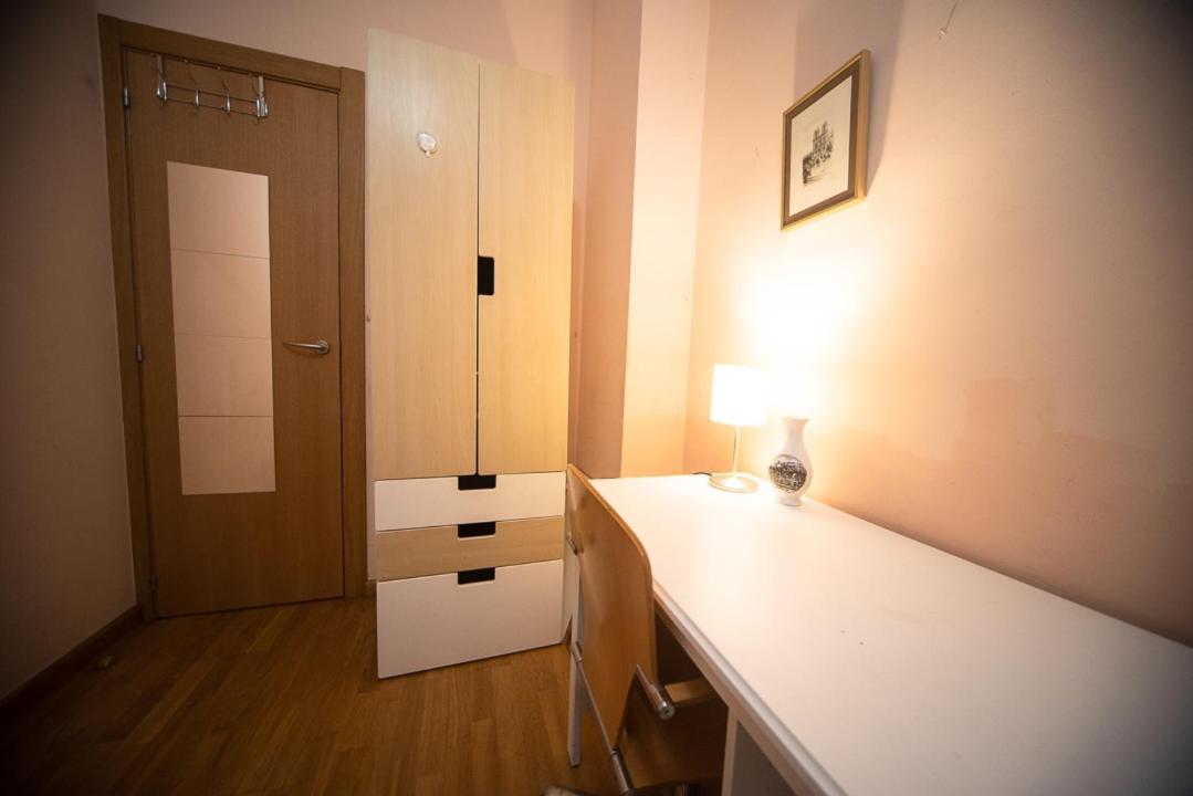 Traditional Rooms In Eixample Βαρκελώνη Εξωτερικό φωτογραφία